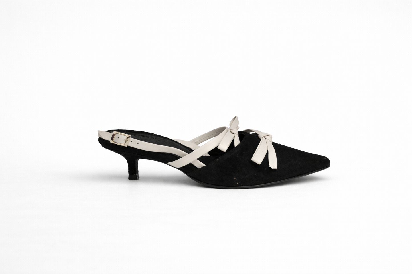 ANTONIETA NEGRO X MARFIL